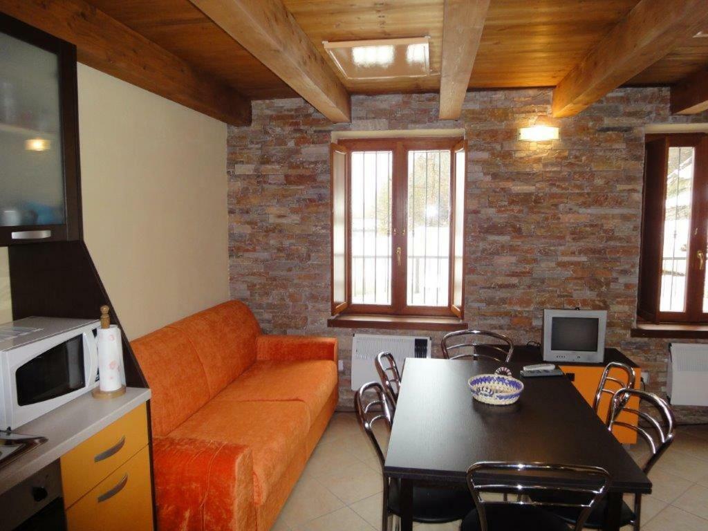 Apartamento Sci Ai Piedi,Passeggiate,Mountain Bike,Relax Passo del Tonale Exterior foto